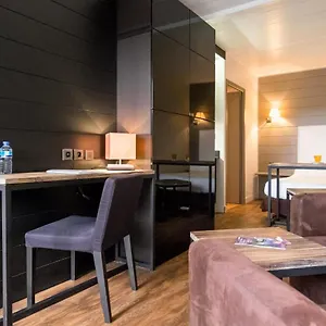 Palais Rinôur - Cosy Close To Stations&old - Welkeys Appartement